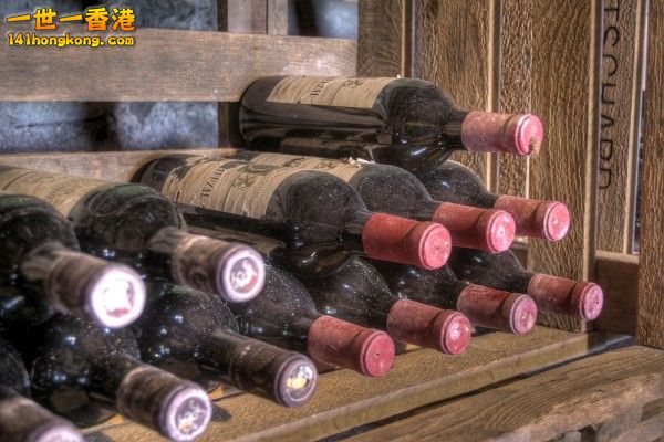 aged_wine1.jpg