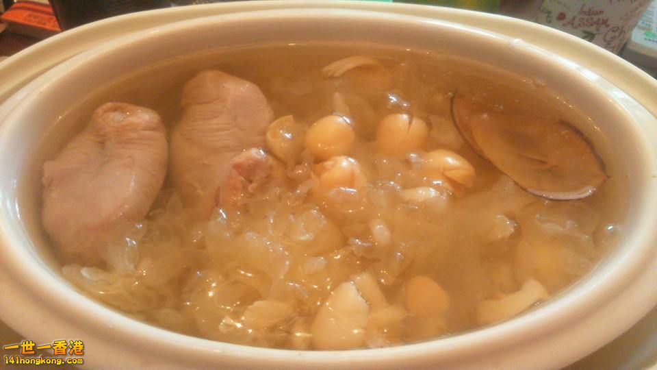 蓮子百合雪耳燉豬湯.jpg