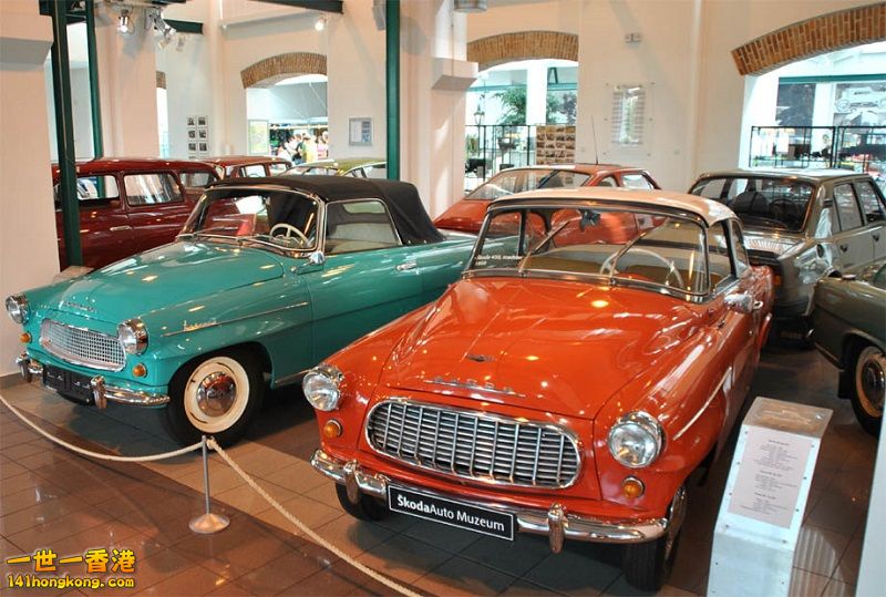Skoda_Museum_2010_20 800.jpg
