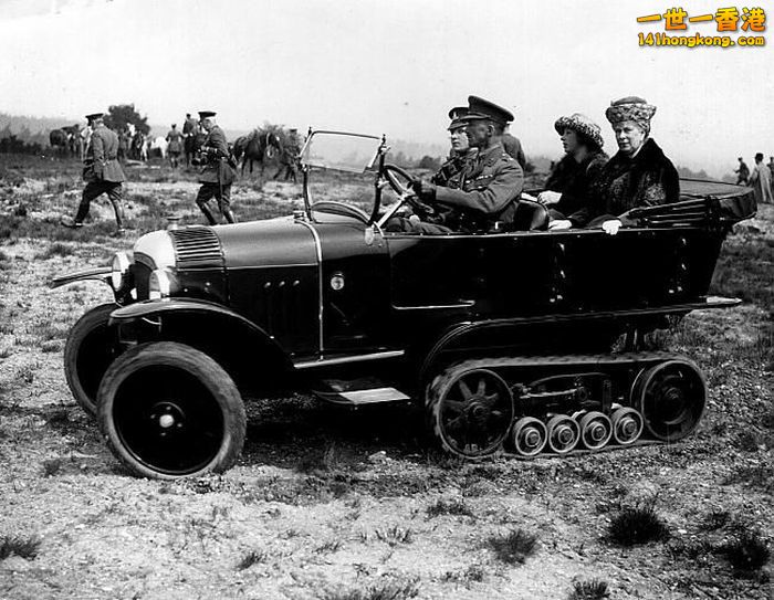 Strange old vehicles3.jpg