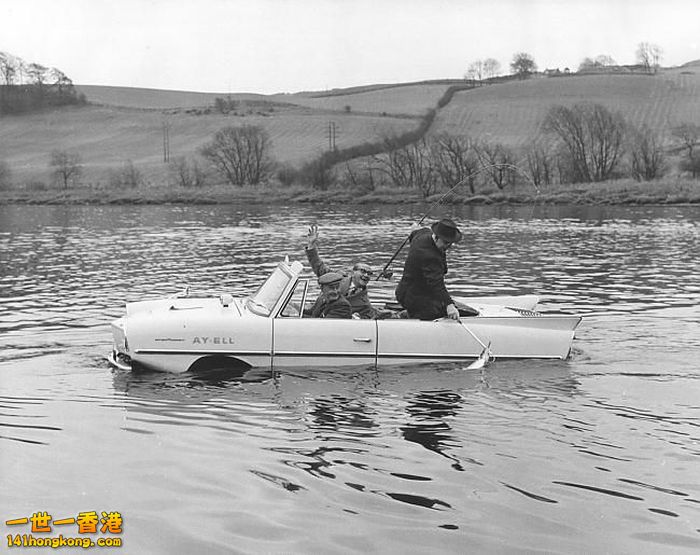 Strange old vehicles9.jpg