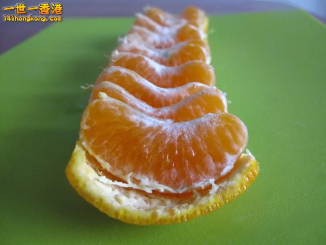 2. 最乾淨方便的吃西瓜方法.jpg