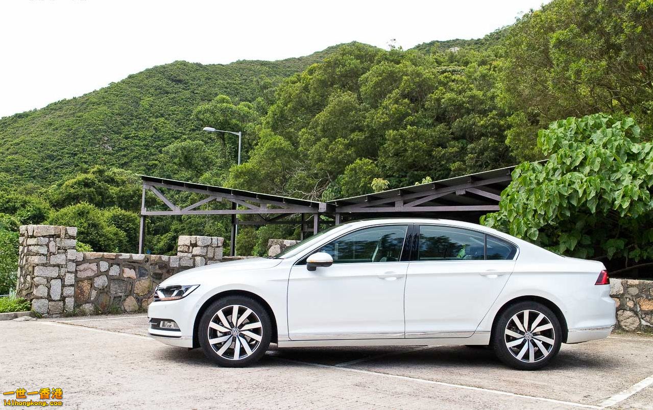vw-passat-2015-review-02.jpg