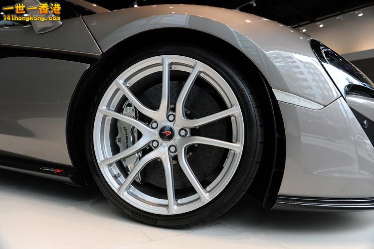 McLaren-570S-11 750.jpg