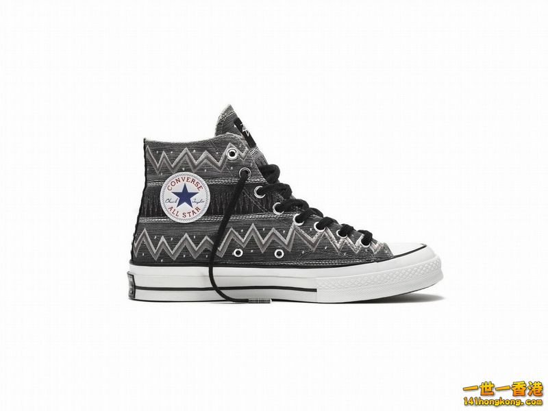 Converse06.jpg