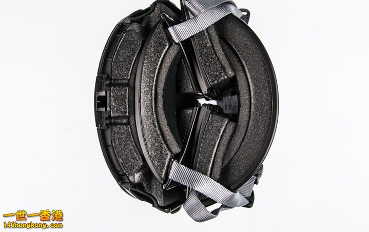 mobile01-4e7f6f48b9852c079320f09d54f8c451 700.jpg