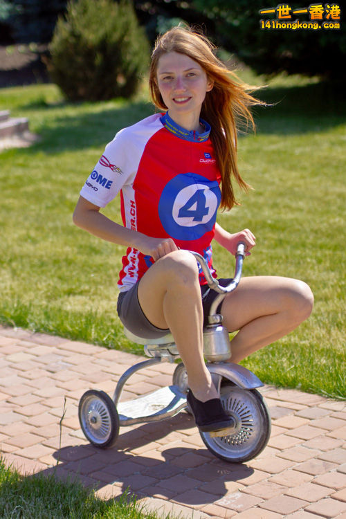 Sexy Bikini Girls on Bikes MTB Road Bicycle Bicicleta_56.jpg