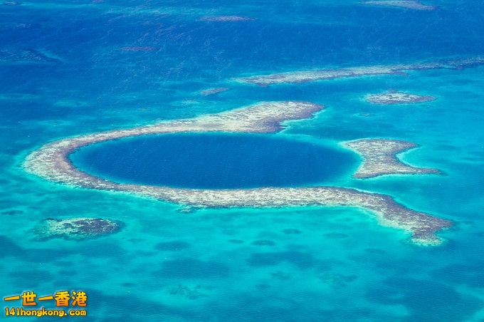 greatbluehole.jpg
