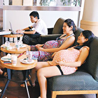 1123-00174-001p3g3.jpg
