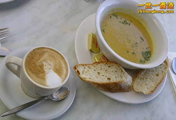 Blue Mountains-20120624-00233.jpg