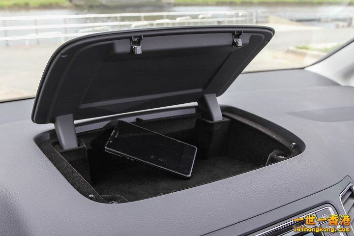 Volkswagen08.jpg