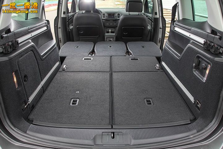 Volkswagen30.jpg