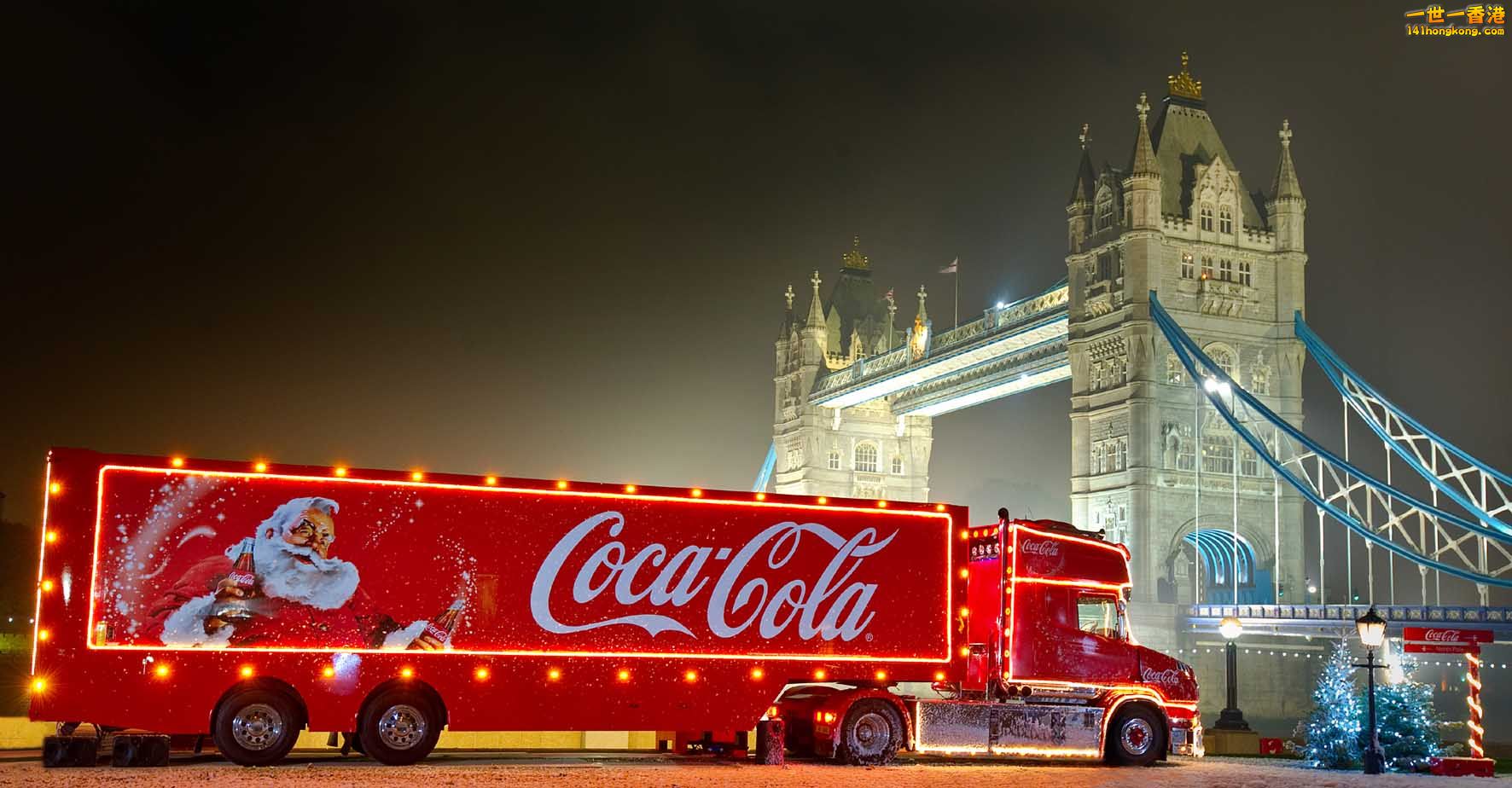 __beautiful_truck_of_coca-cola_in_christmas_hd-wallpaper-1639308.jpg