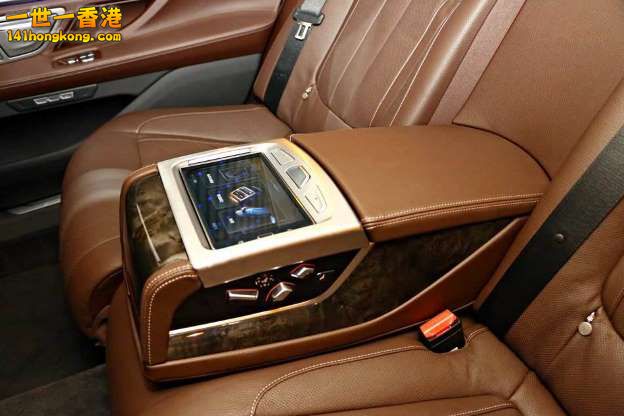 BMW09.jpg