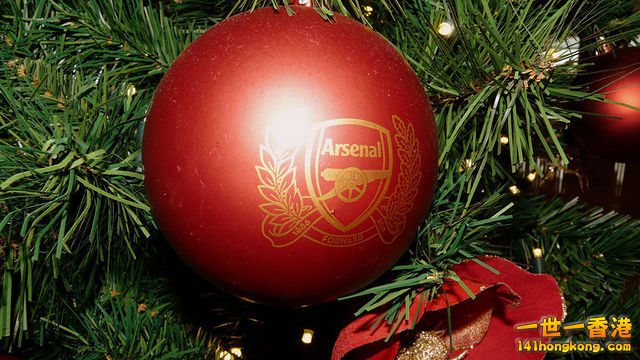 arsenal_christmas_tree_42584.jpg