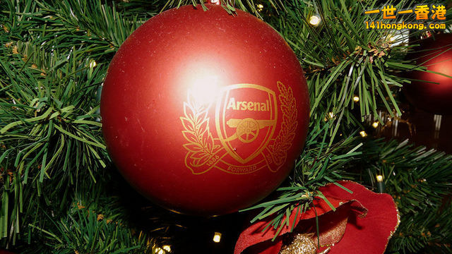 arsenal_christmas_tree_42584.jpg