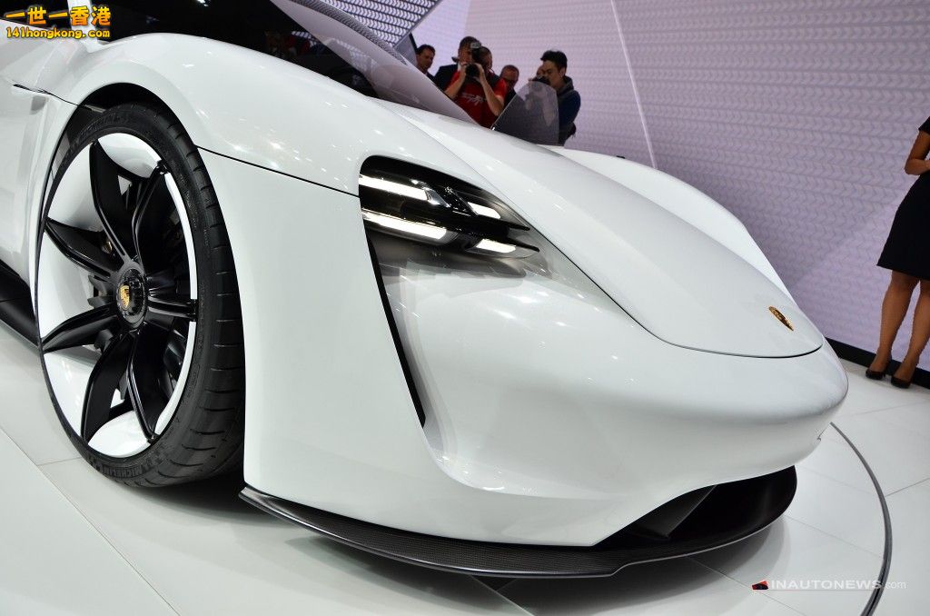 porsche-mission-e-IAA-2015-02-1024x678.jpg
