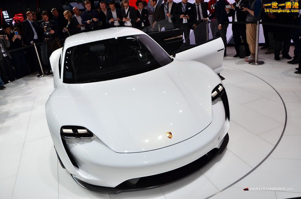 porsche-mission-e-IAA-2015-15-1024x678.jpg