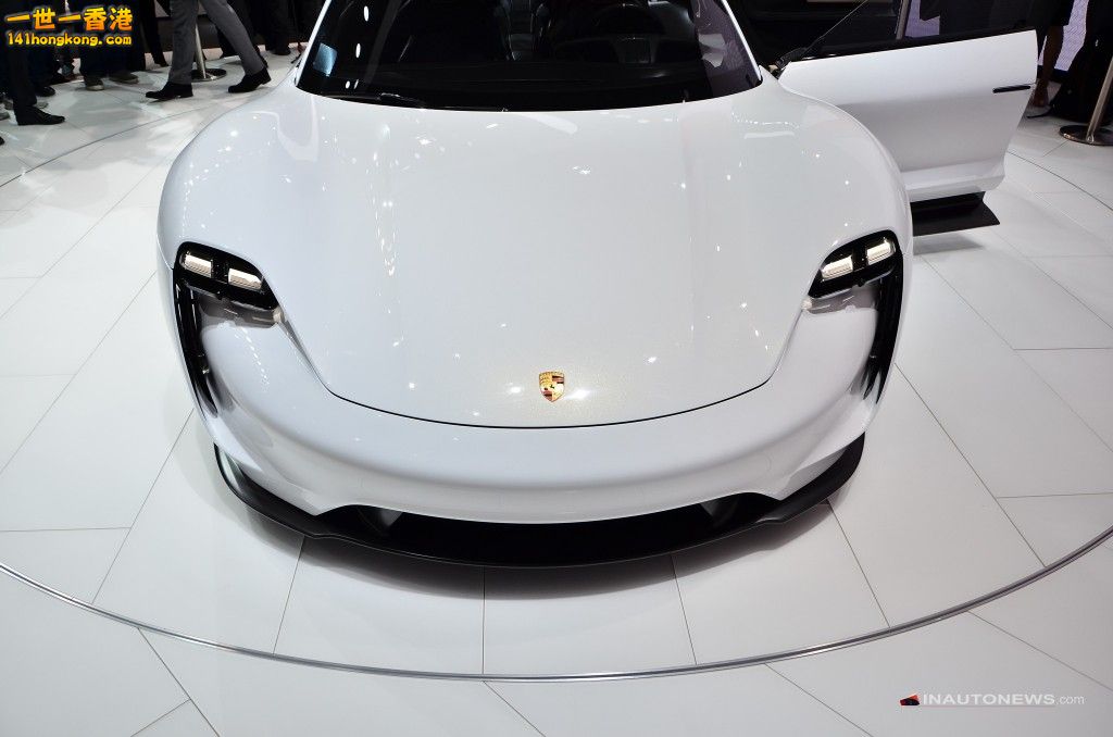 porsche-mission-e-IAA-2015-22-1024x678.jpg