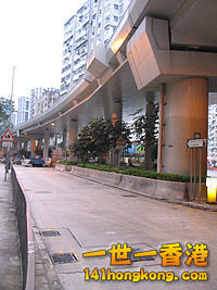 200px-Tung_chau_street.jpg