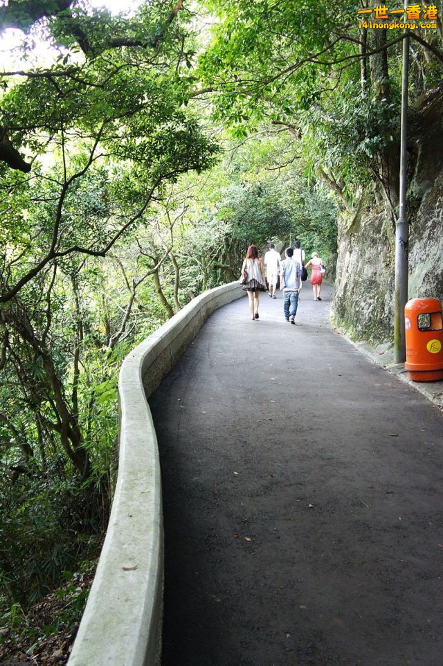 800px-Findlay_Path_(Hong_Kong).jpg