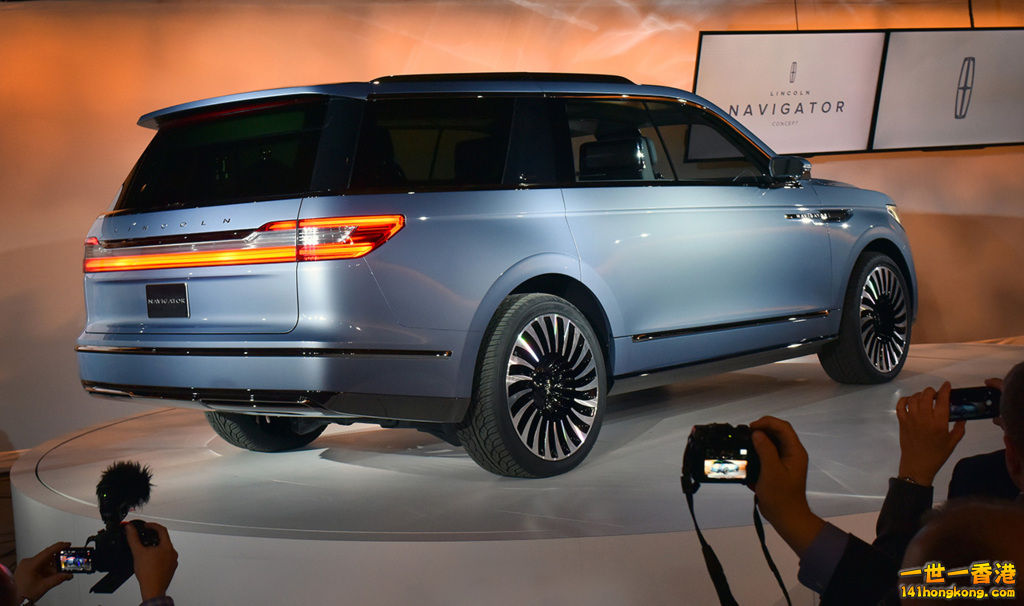 2016-New-York-Lincoln-Navigator-Concept.jpg