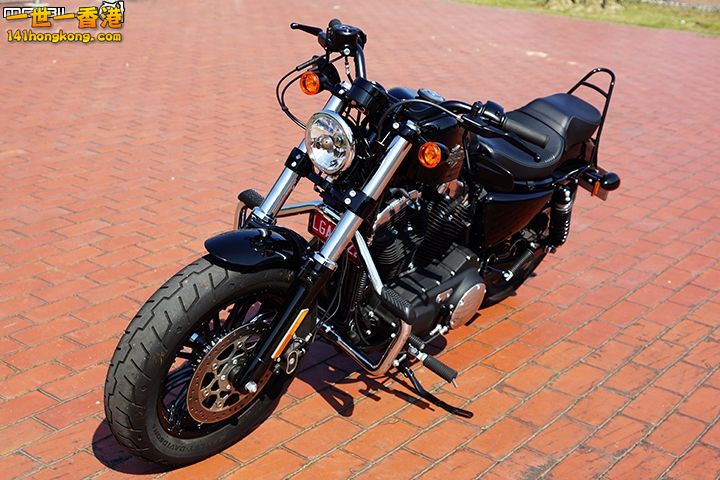 Harley b06.jpg