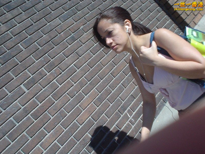 My-candid-teen-cleavage-downblouse-part-1-31 (Copy).jpg
