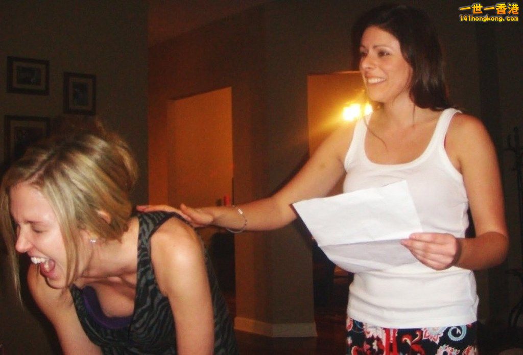 Real-Downblouse-Nip-Slips-2-14 (Copy).jpg