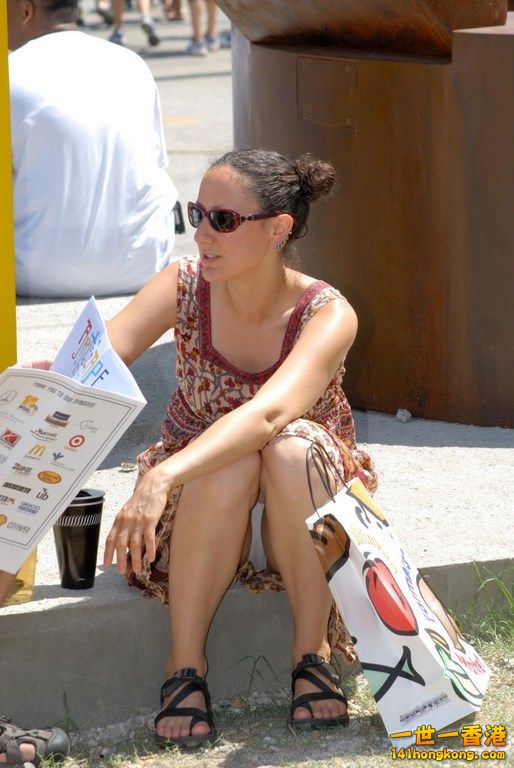 Upskirt-2 (Copy).jpg