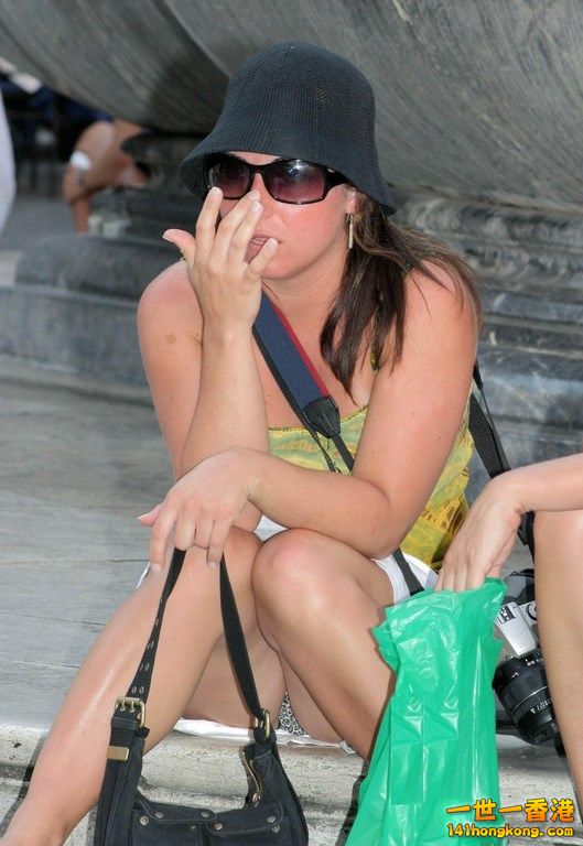 Upskirt-51 (Copy).jpg