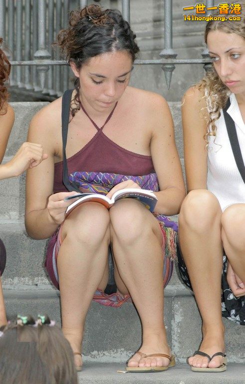 Upskirt-64 (Copy).jpg