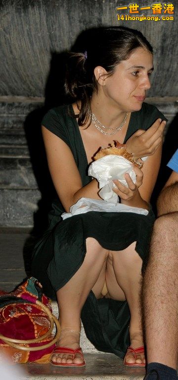 Upskirt-70 (Copy).jpg