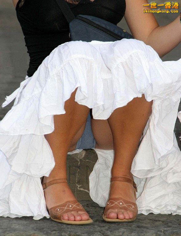 Upskirt-89 (Copy).jpg