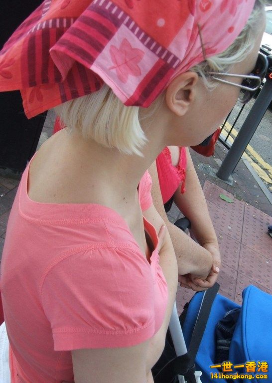 Street-Voyeur-1-1 (Copy).jpg