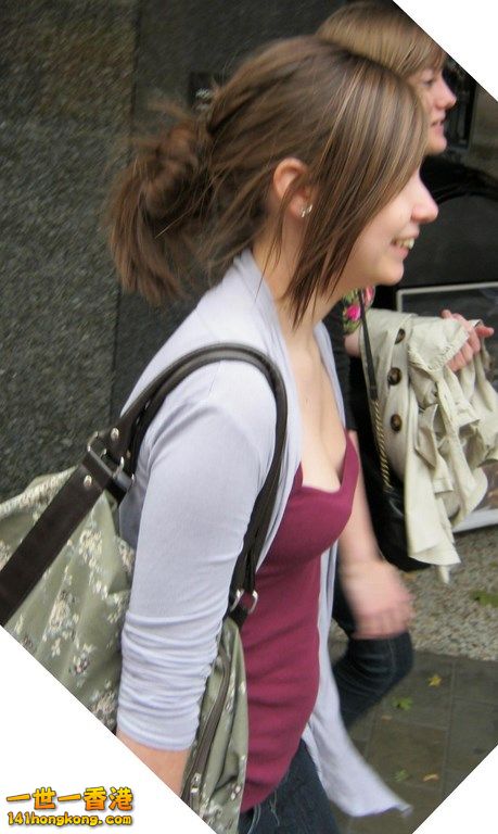 Street-Voyeur-32-23 (Copy).jpg
