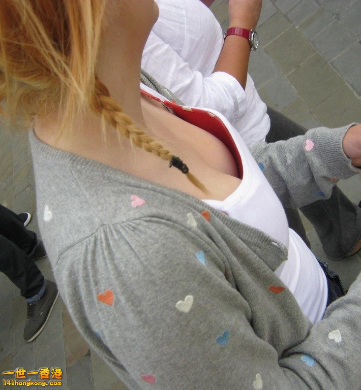 Street-Voyeur-35-17 (Copy).jpg