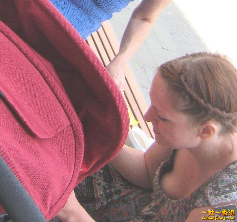 Street-Voyeur-38-19 (Copy).jpg
