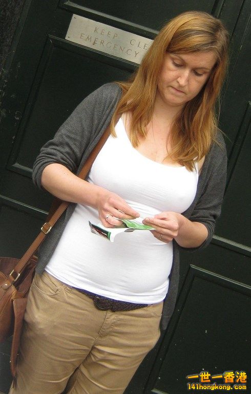 Street-Voyeur-40-21 (Copy).jpg