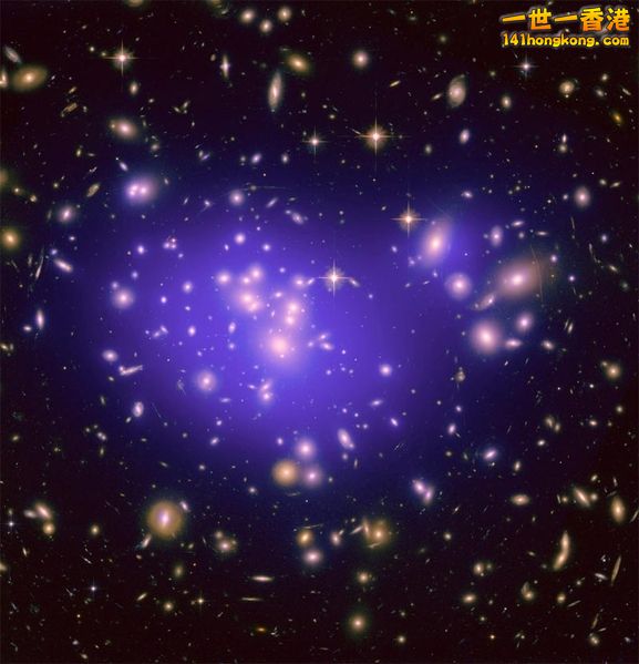 天文學家在Abell 1689星系團中發現一個富含塵埃的次毫米星系A1689-zD1.jpg.jpg