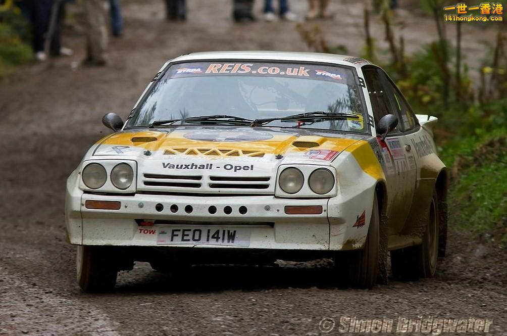 Opel Manta performing the classic Scandanavian Flick into a right hand bend in C.jpg