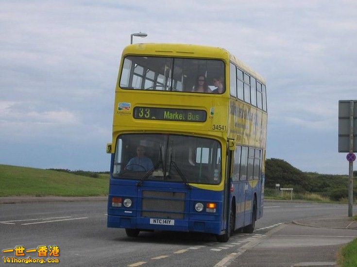First Hants Dorset 34541 NTC141Y Leyland Olympian ECW.jpg