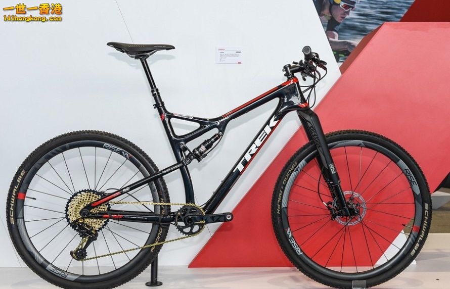 30f54d6b40db56bb71ec55228022f9de 890.jpg