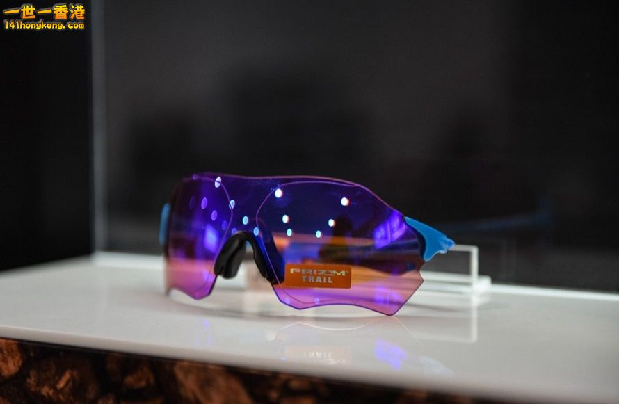 98b5ebd90676f3142e936c5f5bc5e336 890.jpg