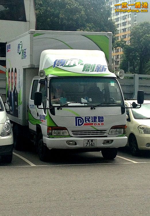 KW7141.JPG
