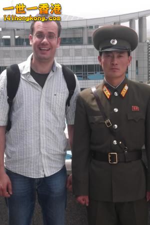 32253803.jpg