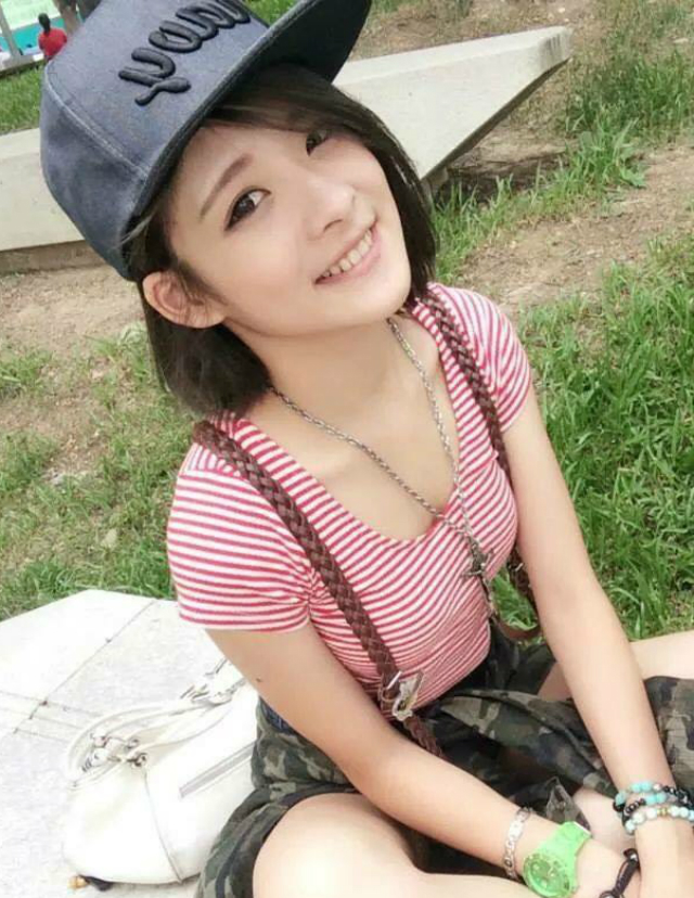 alady_1_246.jpg