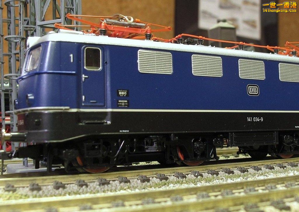 DB 141 034-9 - Roco.jpg
