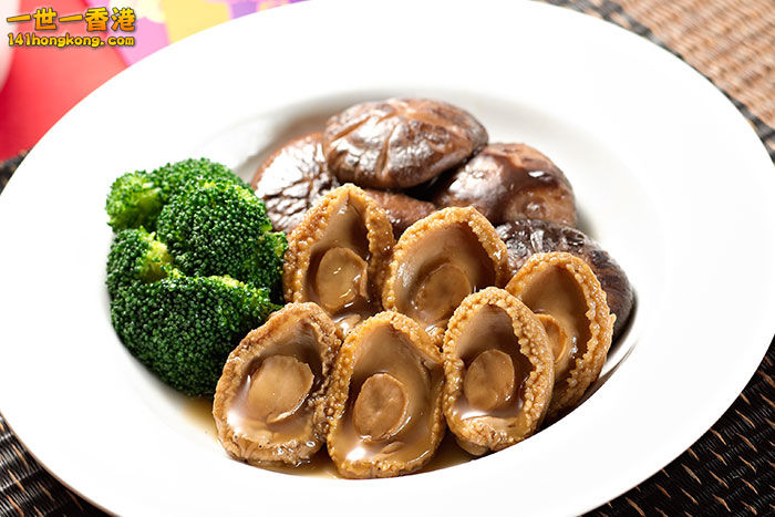 braised-abalone-with-brocolli_700x467_N11.jpg