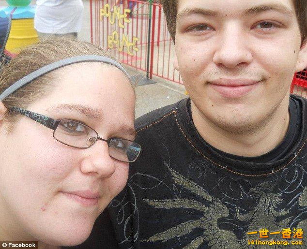 391986B500000578-3821549-image-a-18_1475602988986.jpg